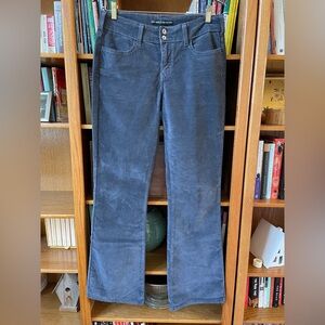 Levi’s 526 Slender Boot Cut Corduroy Jeans Pants MidRise Stretch Size 8